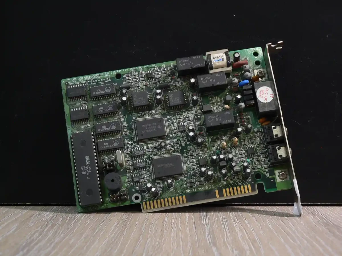 8BITB-2-1 8 BIT Modem hang- és faxfunkcióval - Image 1