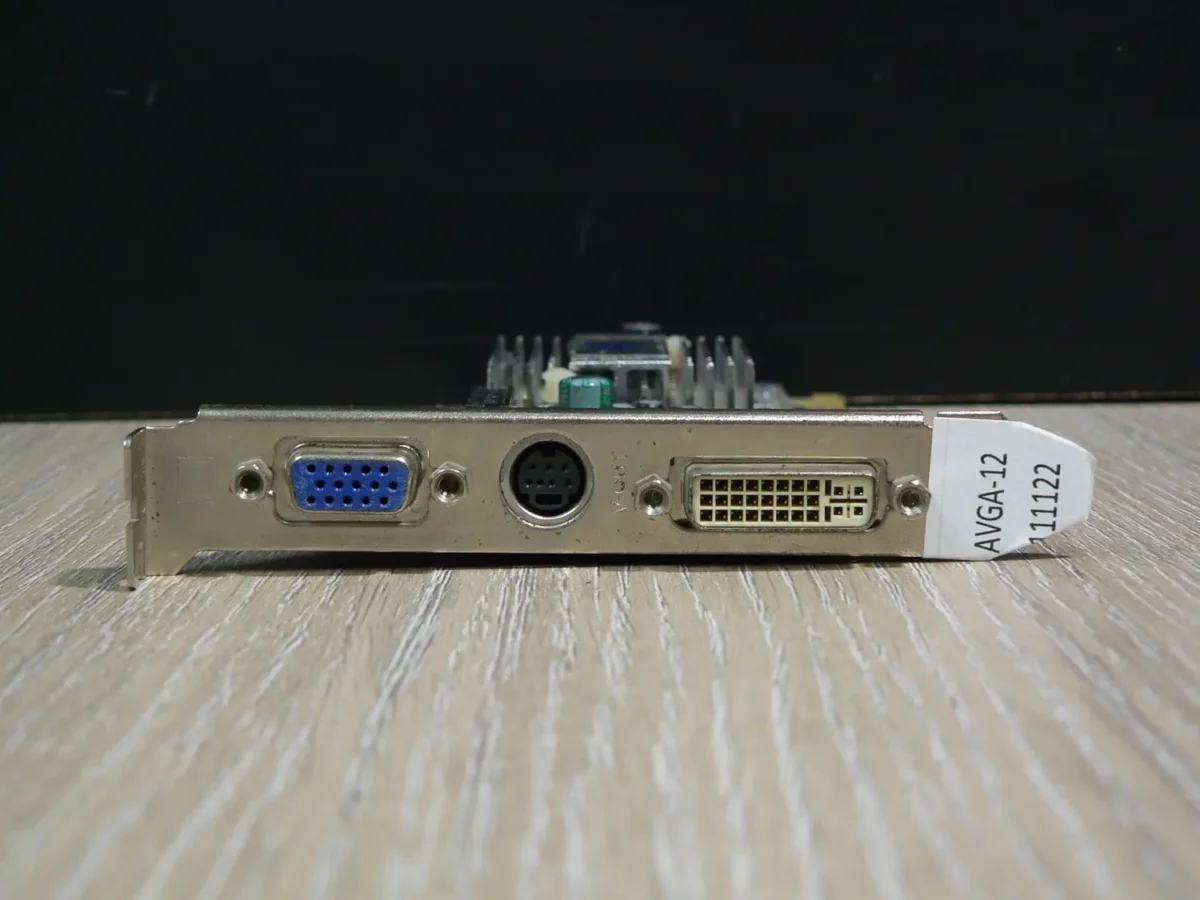 HIS Ati Radeon 9200SE 128MB - Image 3