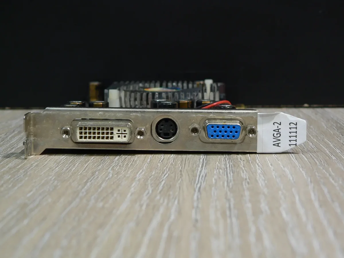 Inno3D 6600 AGP W/128MB DVI TV DDR - Image 3
