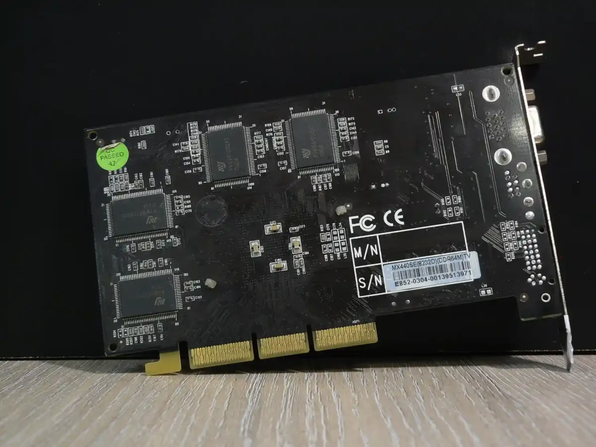 GeForce4 MX440SE 64MB TV - Image 2