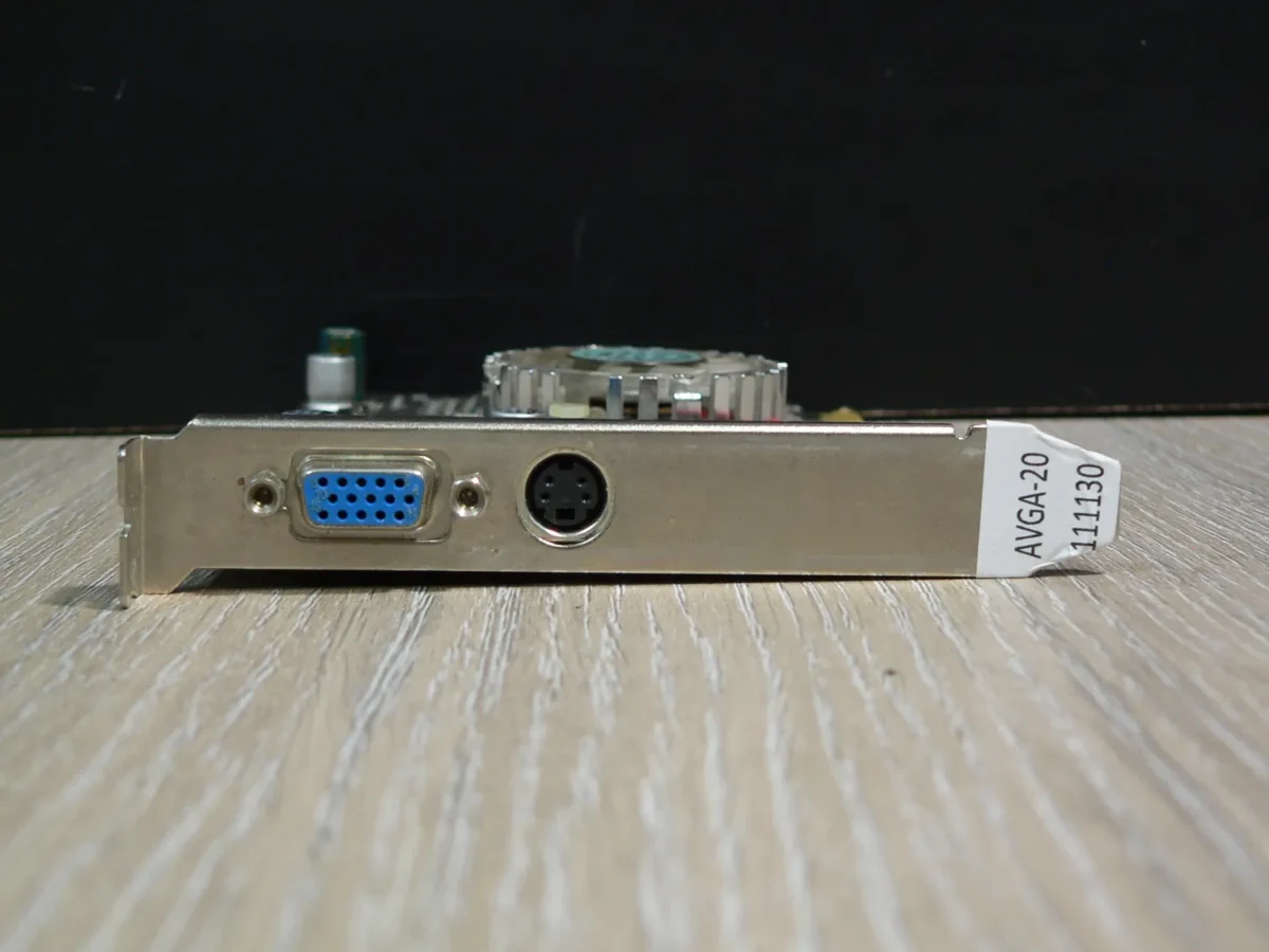 GeForce4 MX440SE 64MB TV - Image 3
