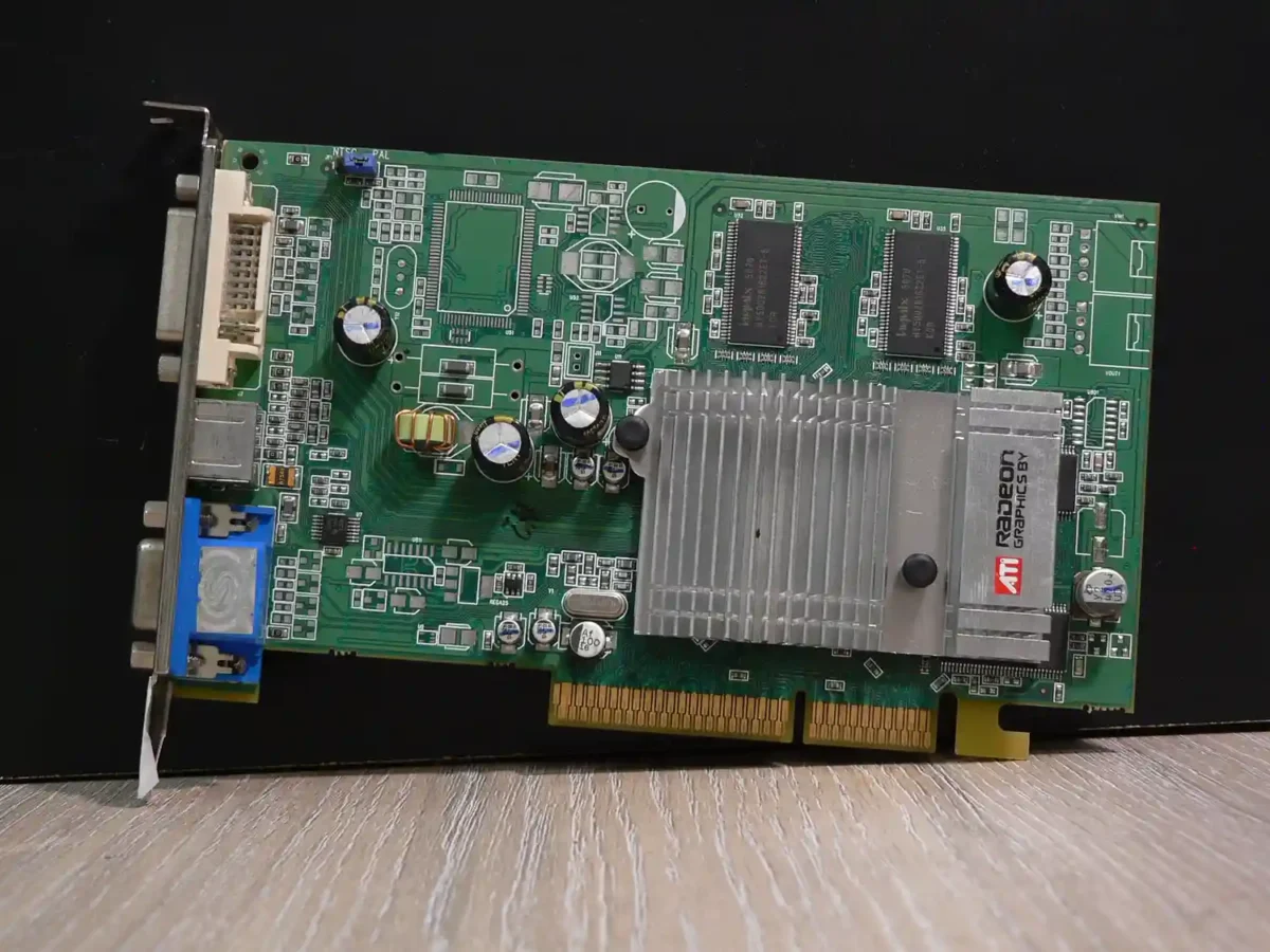 ATI Radeon 9600 128MB DDR - Image 1