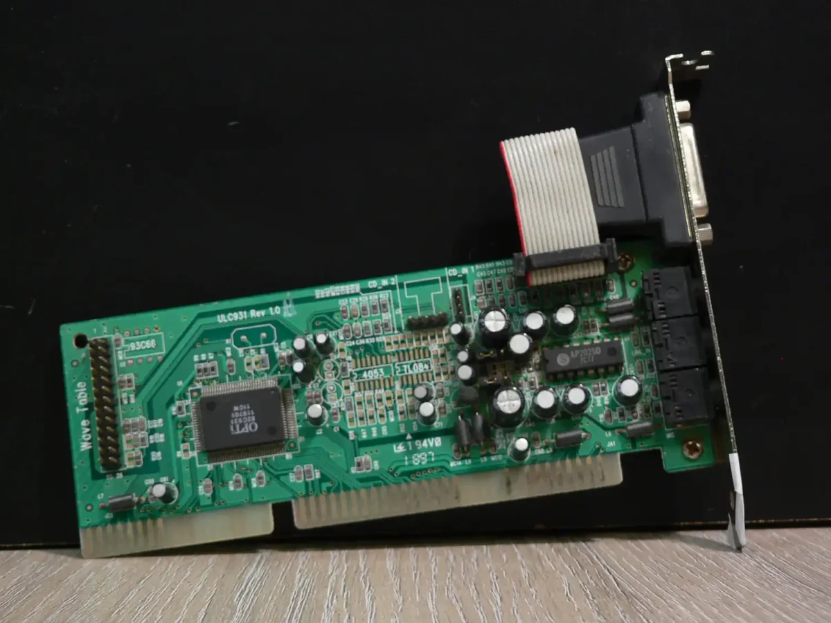 Opti 82C931 ISA Hangkártya - Image 1
