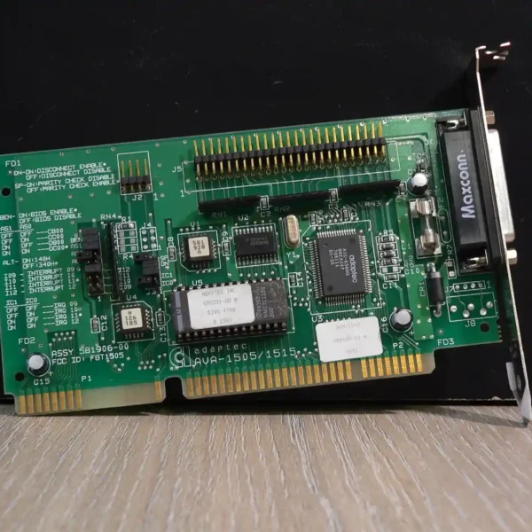 ISA SCSI vezérlő Adaptec AVA-1505/1515