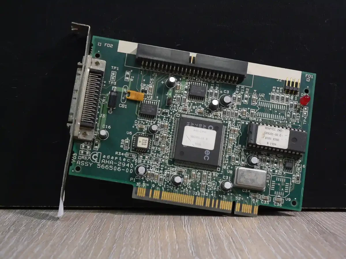 PCIB-16-1 PCI SCSI vezérlő Adaptec AHA-2940 - Image 1