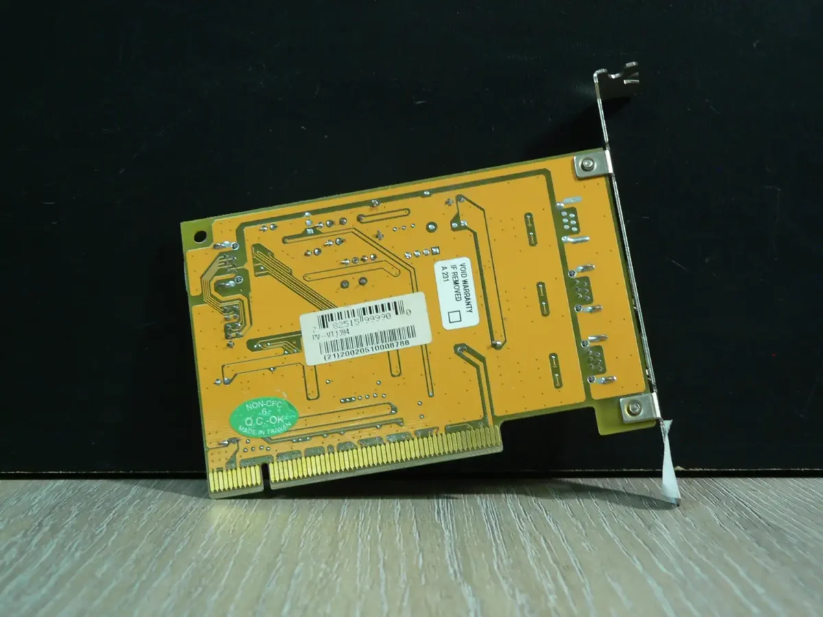 PCI FireWire vezérlőkártya (3 portos) PMC PV-VT1394 - Image 2