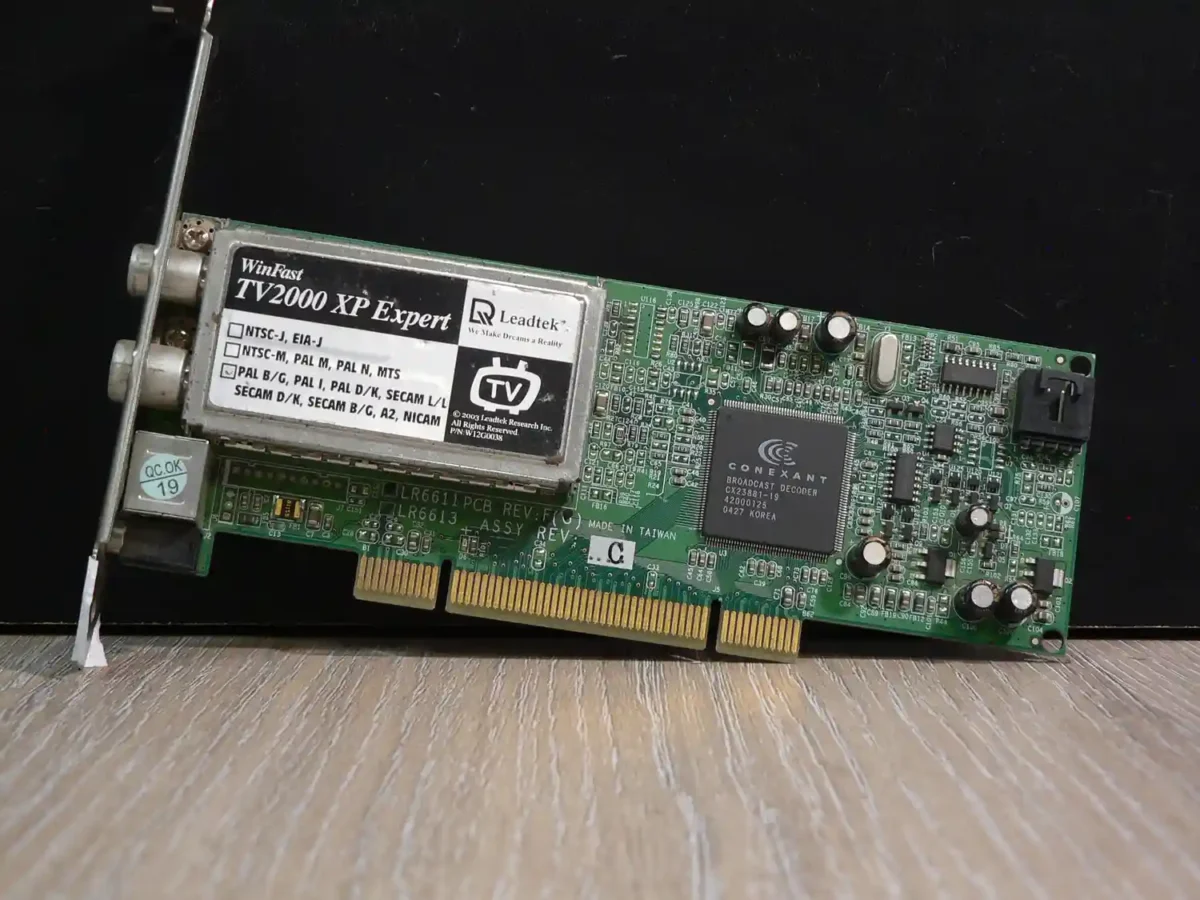 PCIB-44-1 PCI TV tuner kártya Leadtek WinFast TV2000XP Expert - Image 1