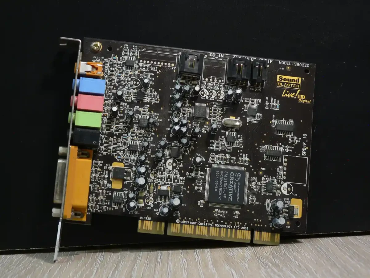 PHANG-13-1 Creative Sound Blaster Live! 5.1 Digital PCI Hangkártya - Image 1