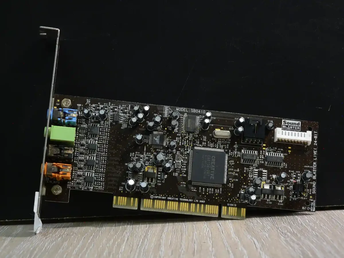 PHANG-51-1 Creative Sound Blaster Live! 24-BIT SB0410 PCI Hangkártya - Image 1