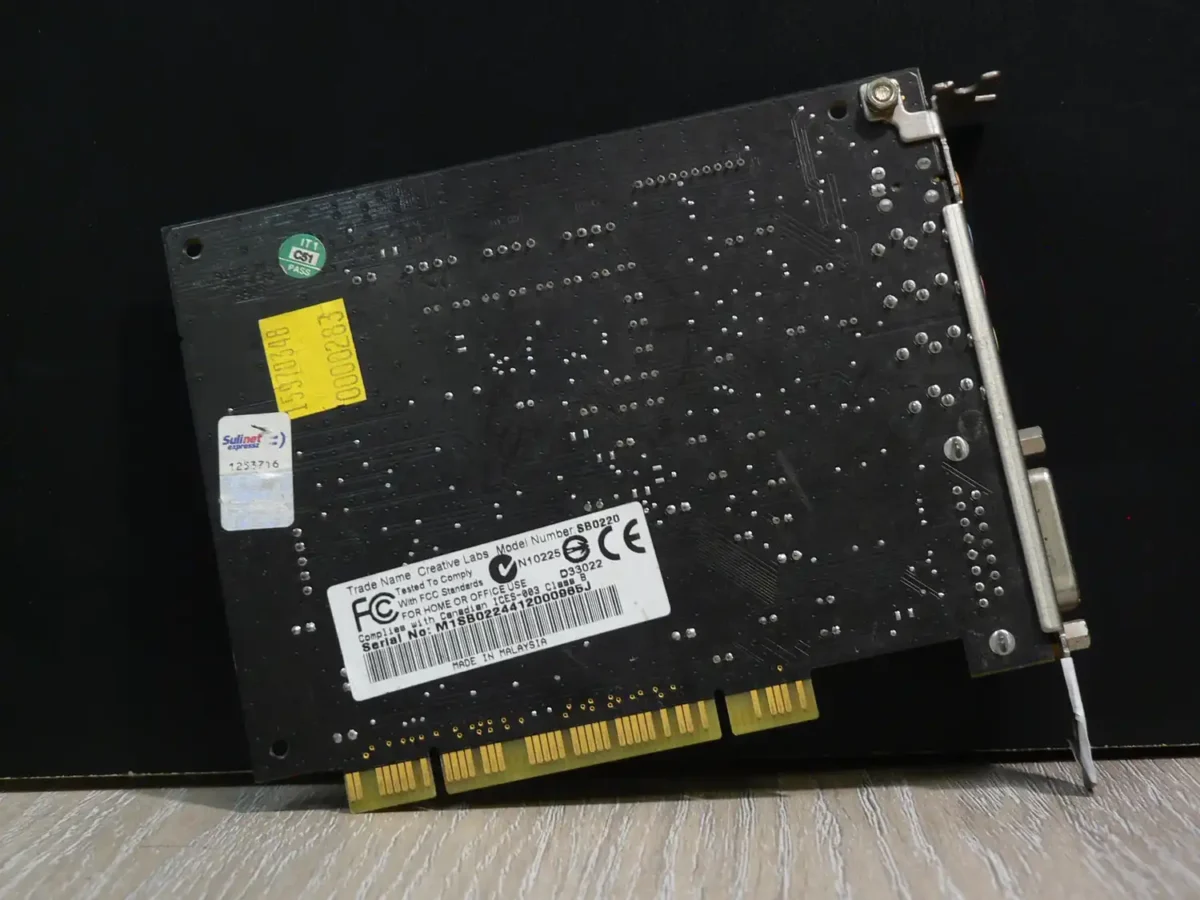 Sound Blaster Live! 5.1 Digital SB0220 PCI Hangkártya - Image 2