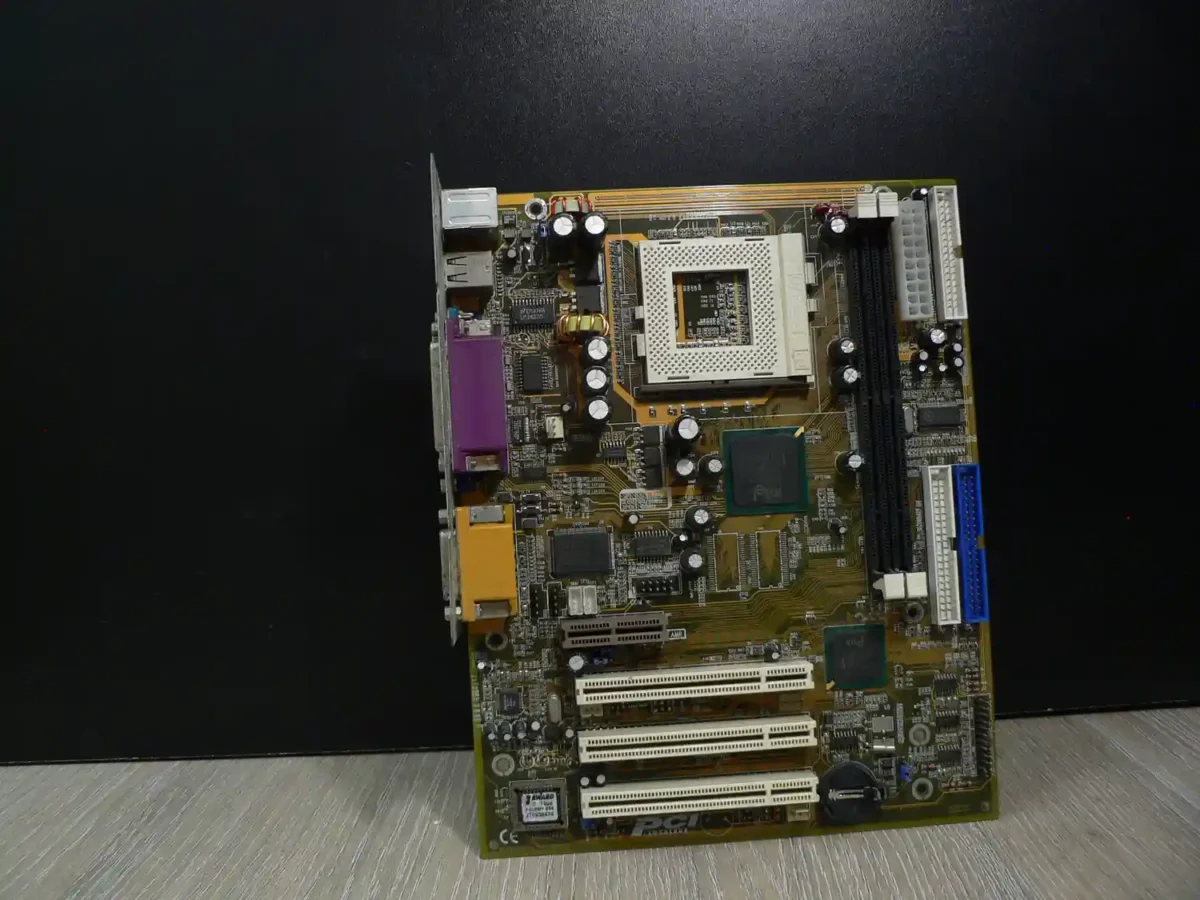 PCPartner BSMS3-872C Socket 370 Alaplap + Hátlap/IO-Shield - Image 3