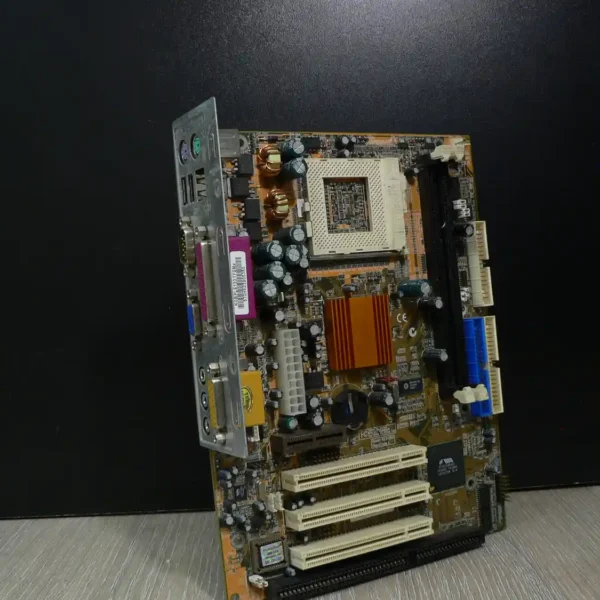 Kobian/Mercury KOB PLE133 TFSMx Socket 370 Alaplap + Hátlap/IO-Shield