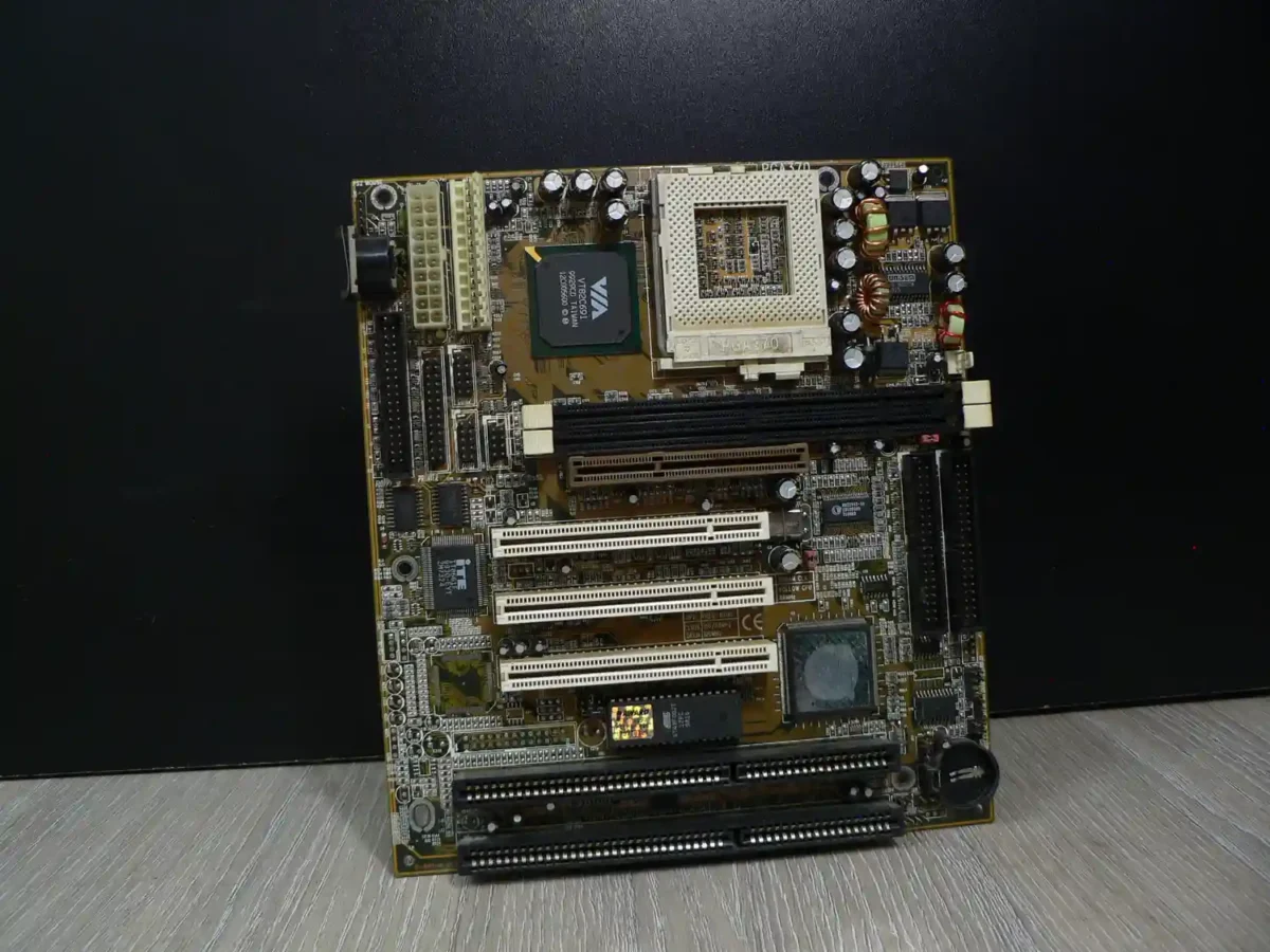 Aristo PCPartner VIB861S Socket 370 Alaplap - Image 3