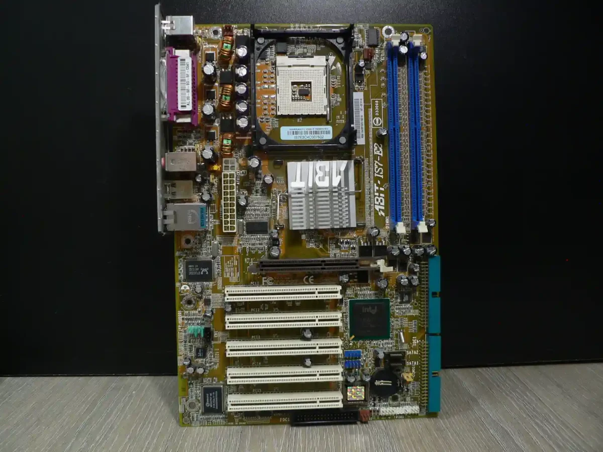 ABIT-IS7-E2 478 Alaplap + Hátlap/IO-Shield - Image 3