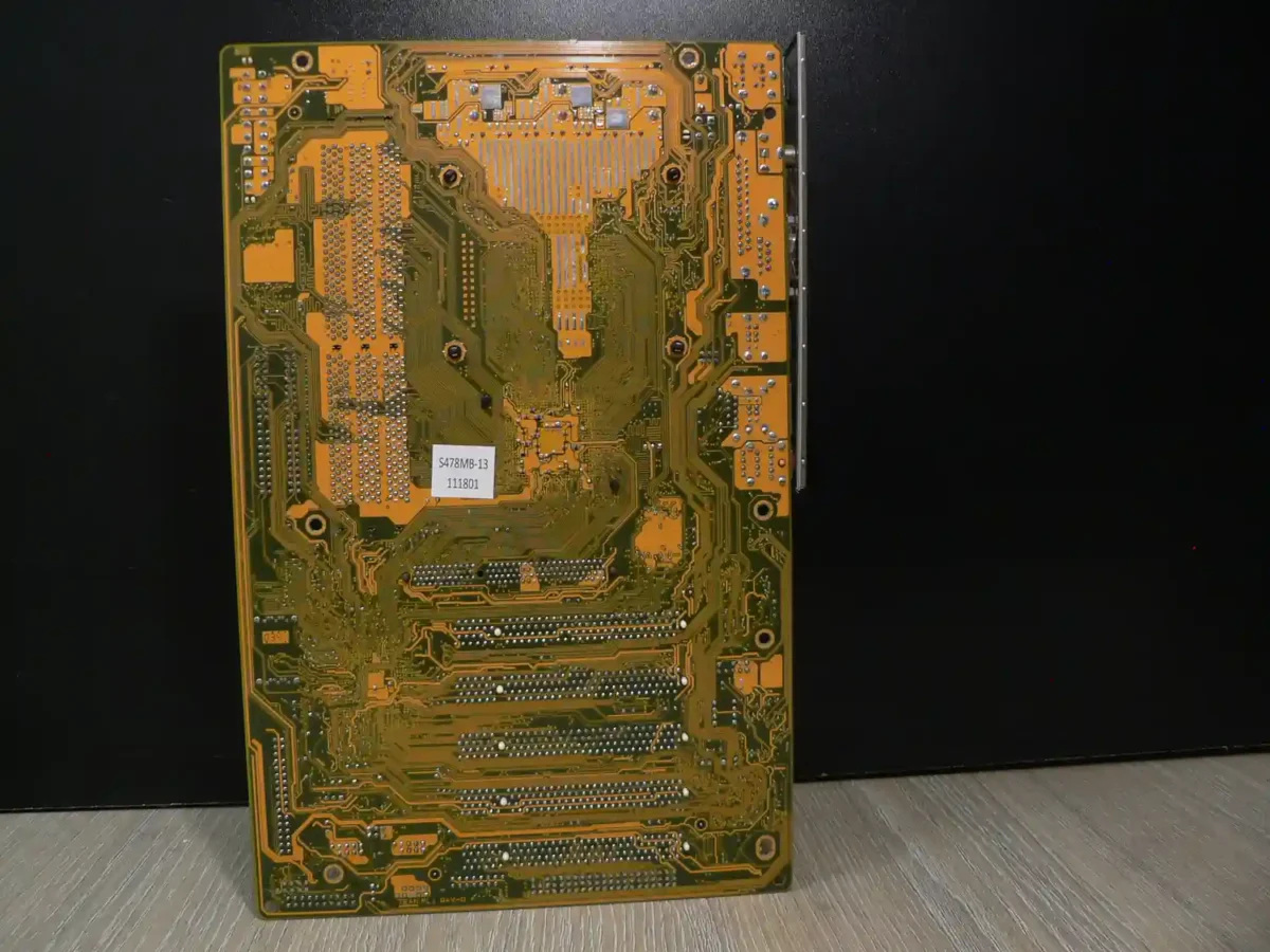 ASUS P4V8X-X 478 Alaplap + Hátlap/IO-Shield - Image 4
