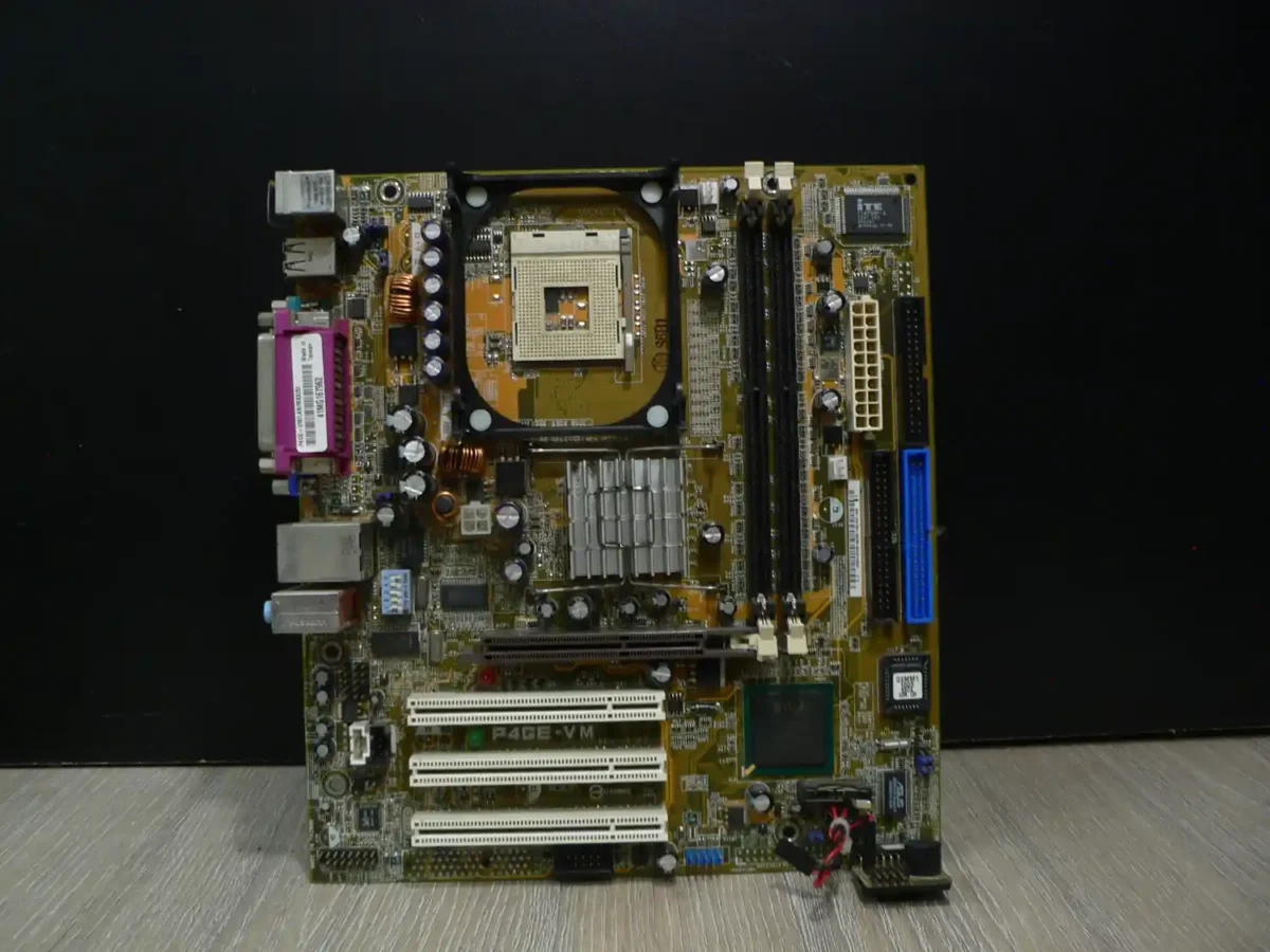 ASUS P4GE-VM REV:1.02 478 Alaplap + Hátlap/IO-Shield - Image 3