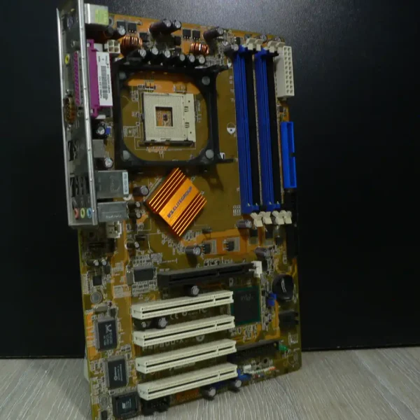 ASUS P4P800-X Socket 478 Alaplap + Hátlap/IO-Shield (B kategória, korrodált hátlapi kivezetések)