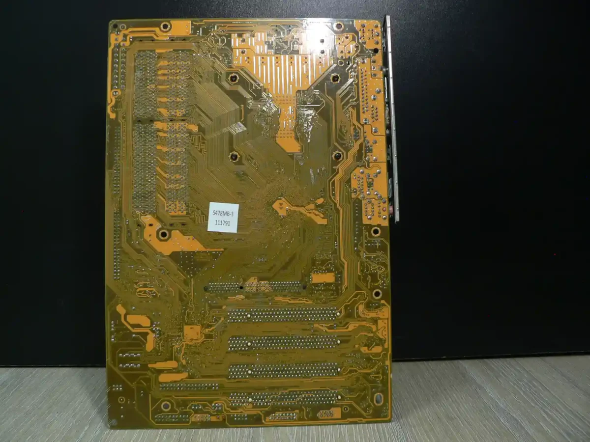 ASUS P4P800-X Socket 478 Alaplap + Hátlap/IO-Shield (B kategória, korrodált hátlapi kivezetések) - Image 4