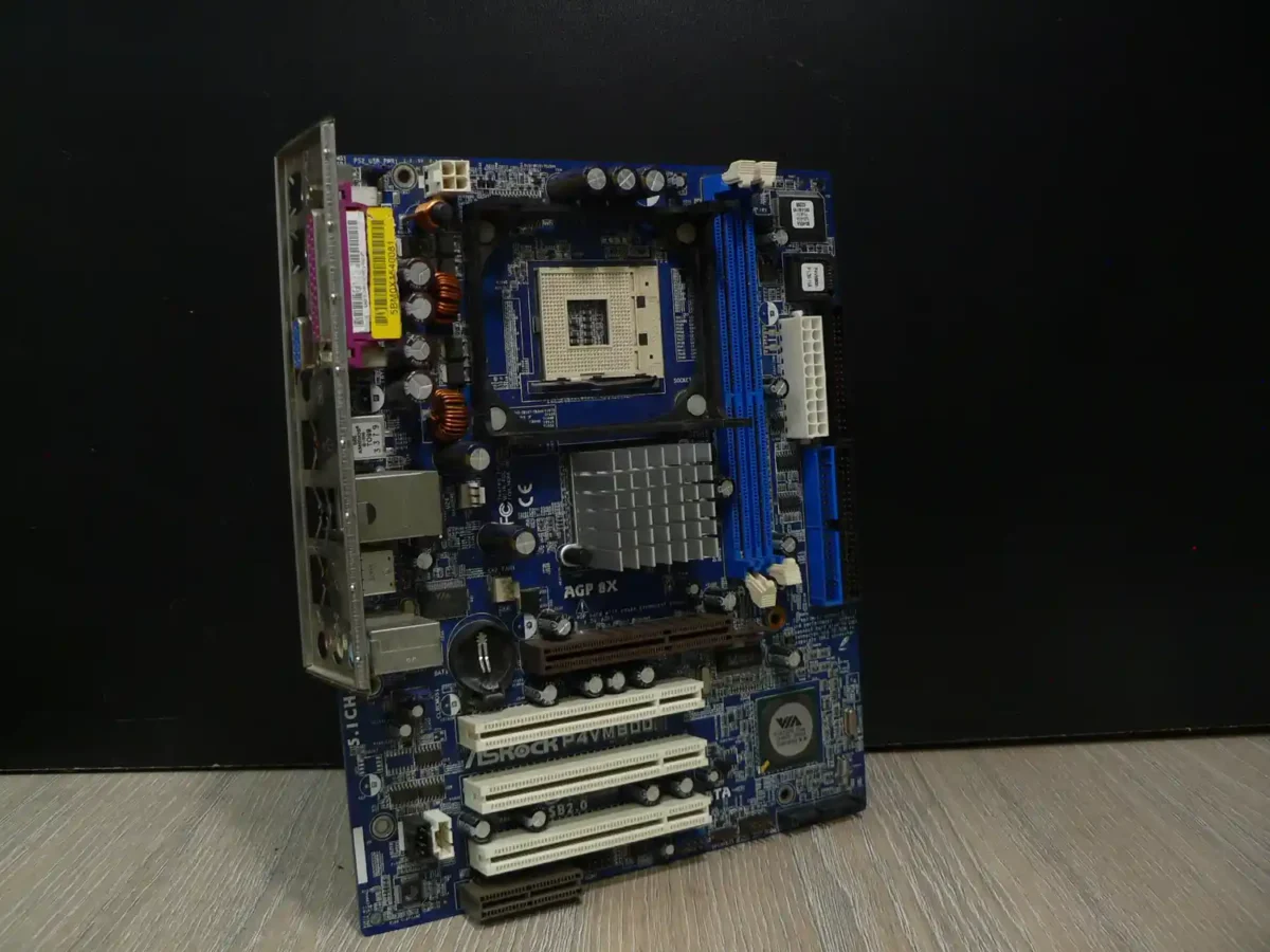 ASRock P4VM800 478 Alaplap + Hátlap/IO-Shield (B kategória, korrodált hátlapi kivezetések) - Image 1