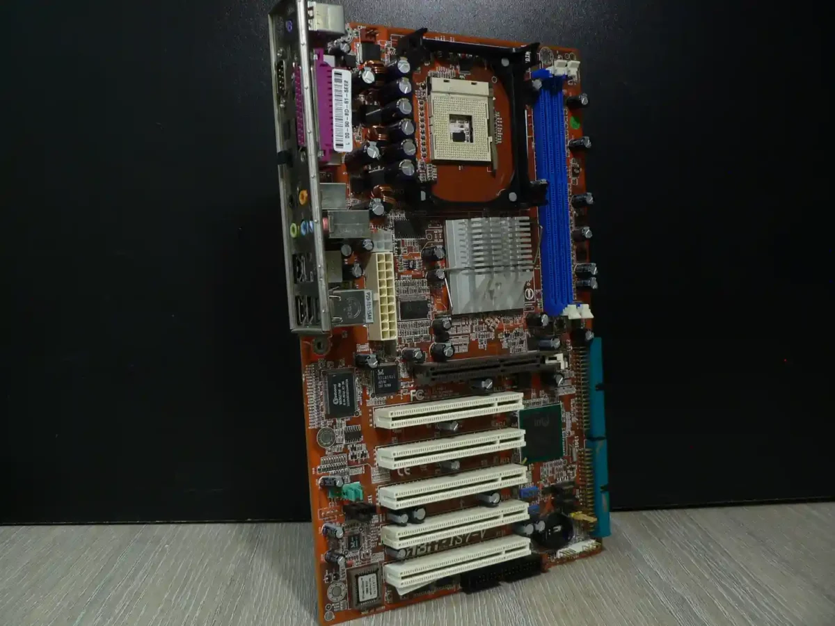 ABIT-IS7-V 478 Alaplap + Hátlap/IO-Shield - Image 1