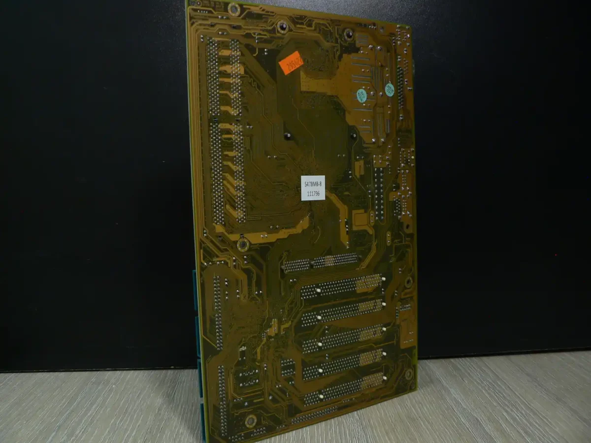 ABIT-IS7-E2 478 Alaplap + Hátlap/IO-Shield - Image 2