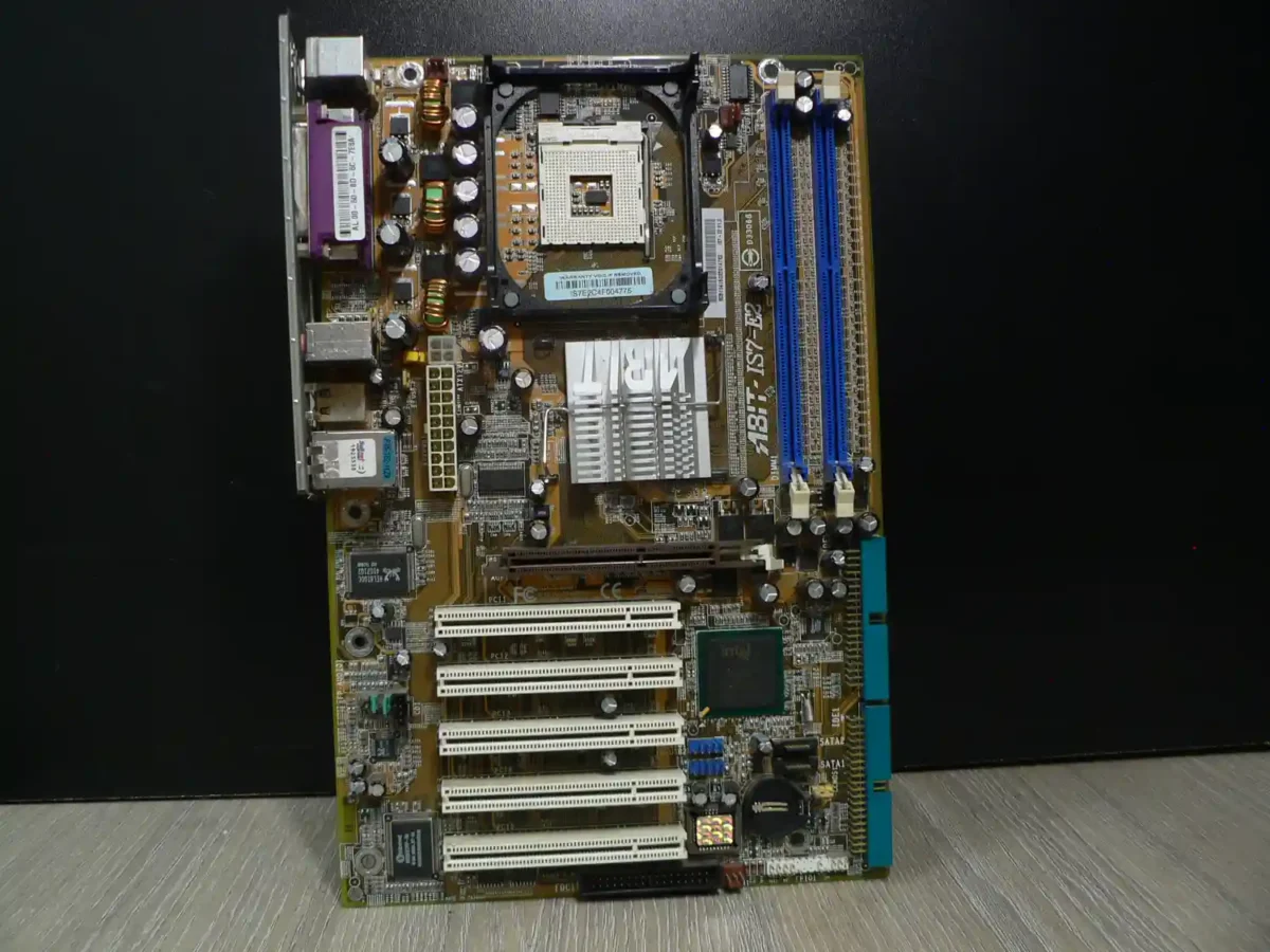 ABIT-IS7-E2 478 Alaplap + Hátlap/IO-Shield - Image 3