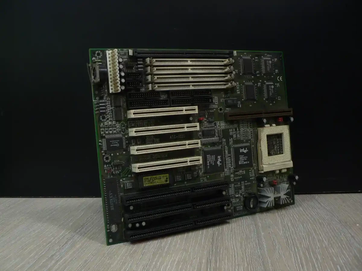 A-Trend ATC-1020 Socket 7 Alaplap - Image 1