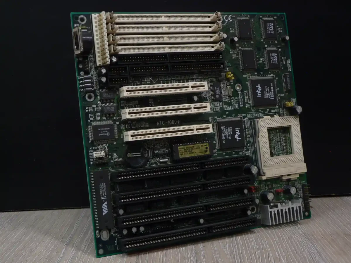 A-Trend ATC-1000+ Socket 7 Alaplap - Image 1