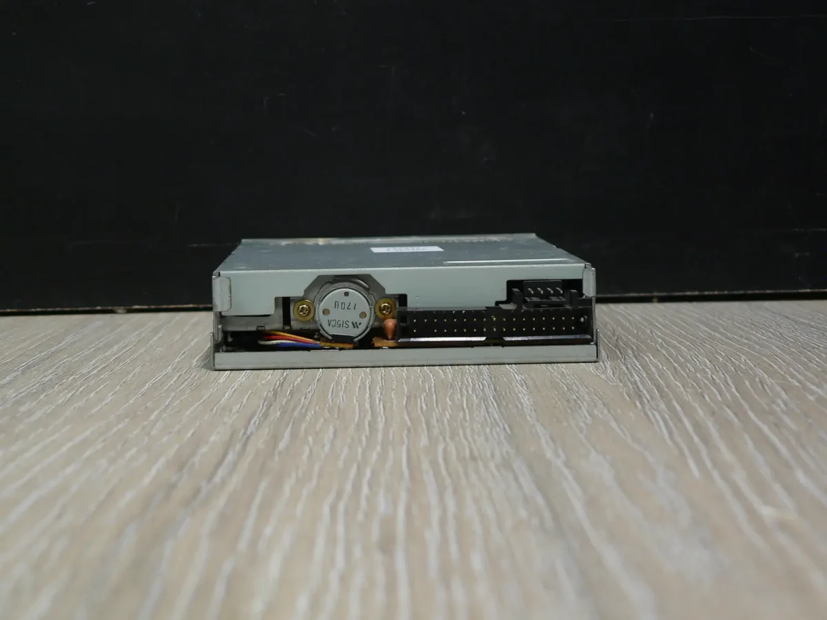Mitsumi D359M3D 3,5" 1,44MB Floppy Meghajtó - Image 4