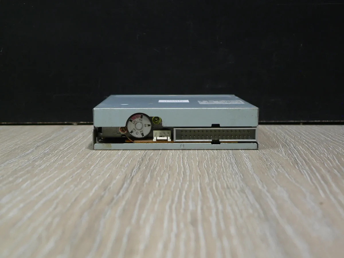 SONY MPF920 3,5" 1,44MB Floppy Meghajtó - Image 4