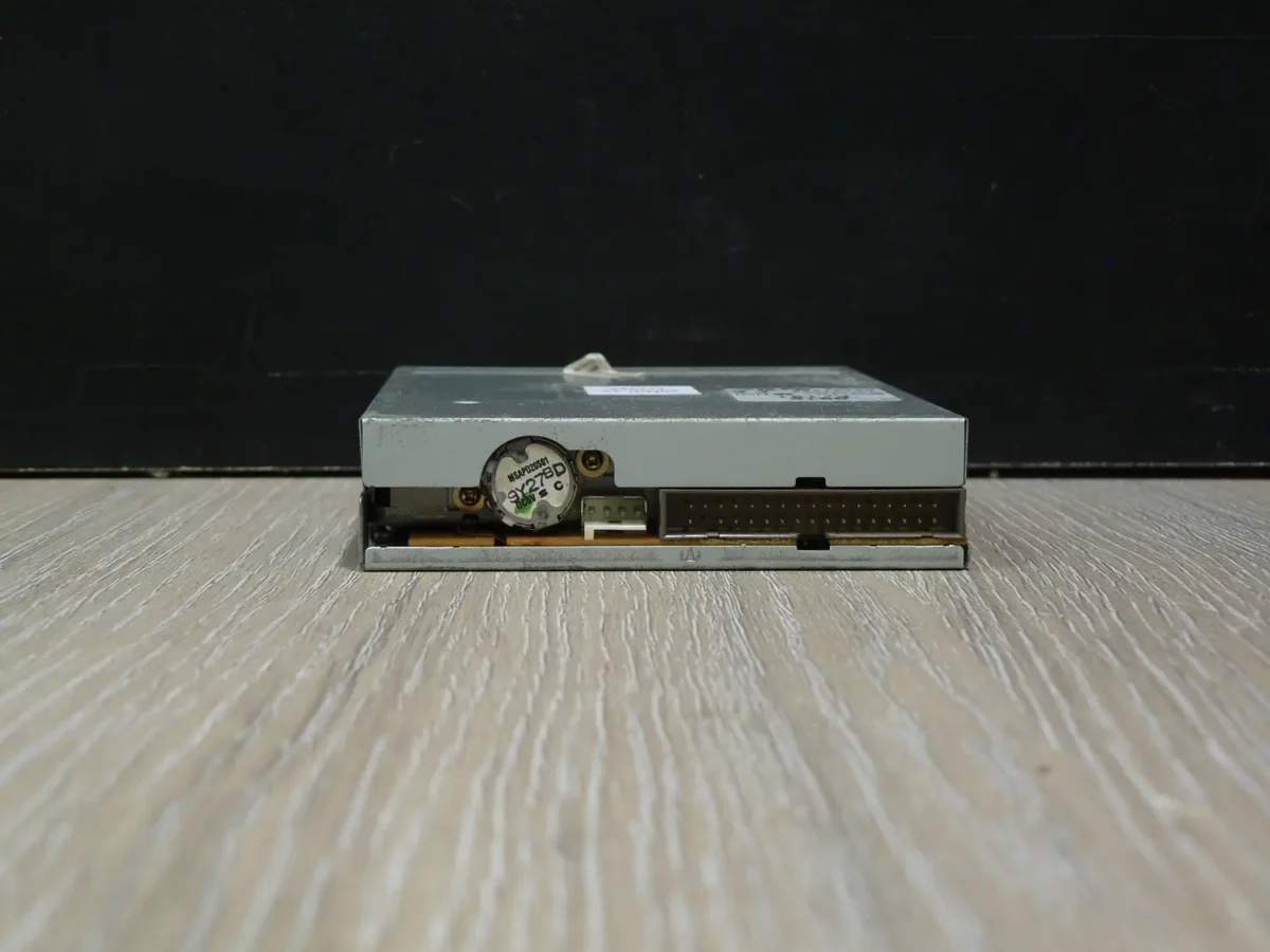 SONY MPF920-E 3,5" 1,44MB Floppy Meghajtó - Image 4