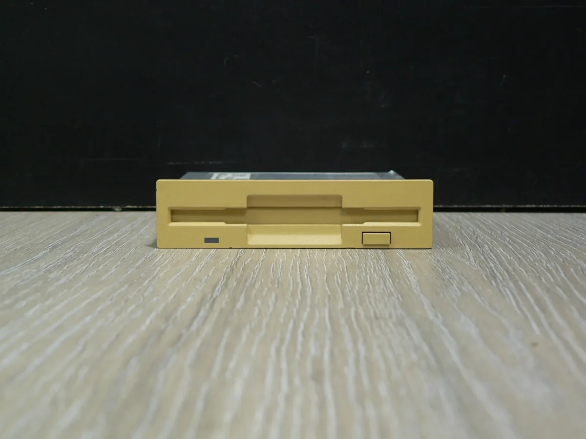 NEC FD1138H 3,5" 1,44MB Slim Floppy Meghajtó - Image 2
