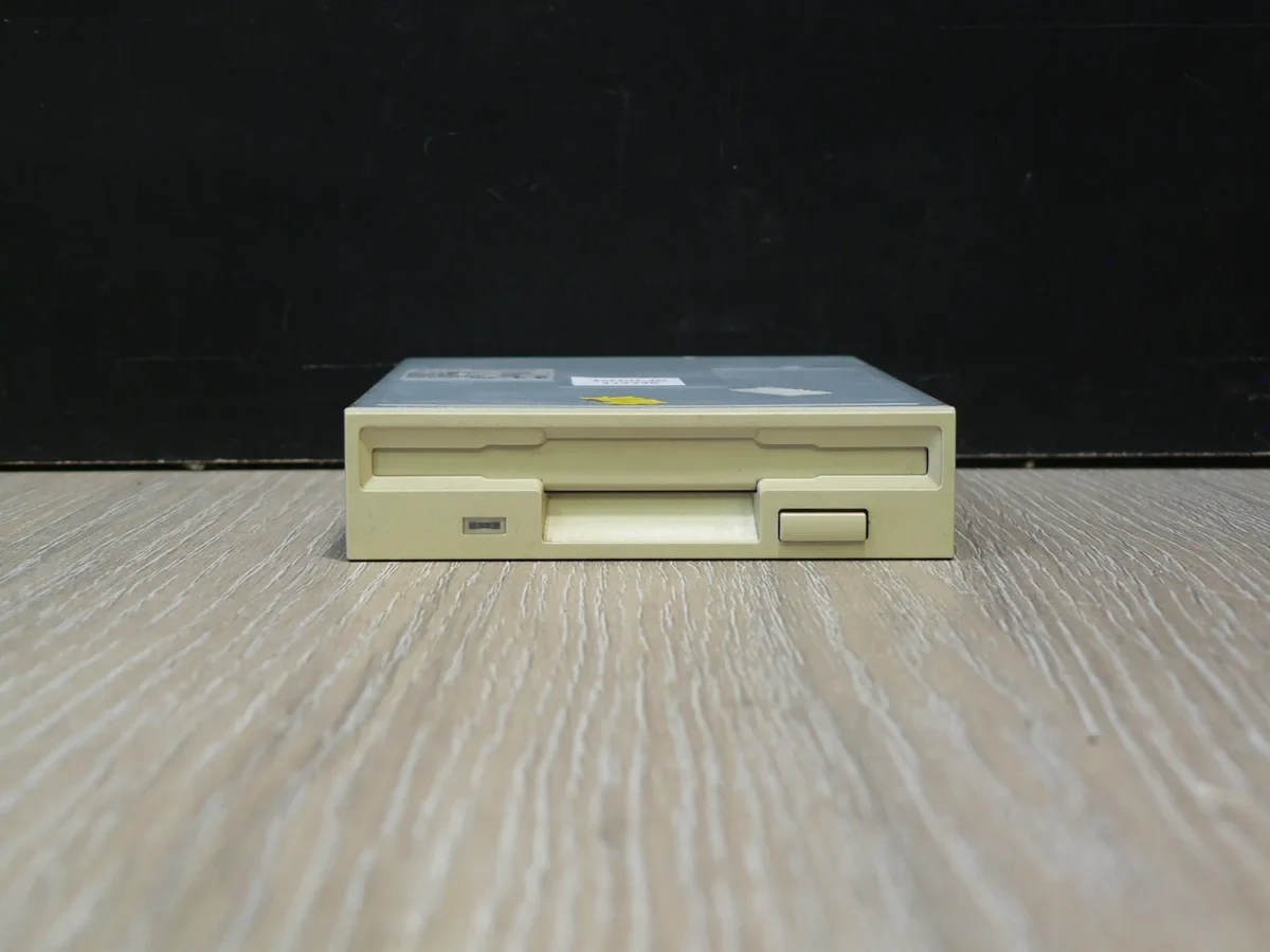 SONY MPF920 3,5" 1,44MB Floppy Meghajtó - Image 2