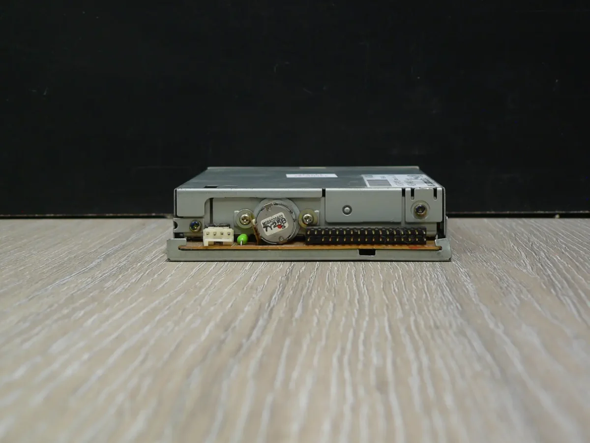 Alps Electric DF354H911B 3,5" 1,44MB Floppy Meghajtó - Image 4