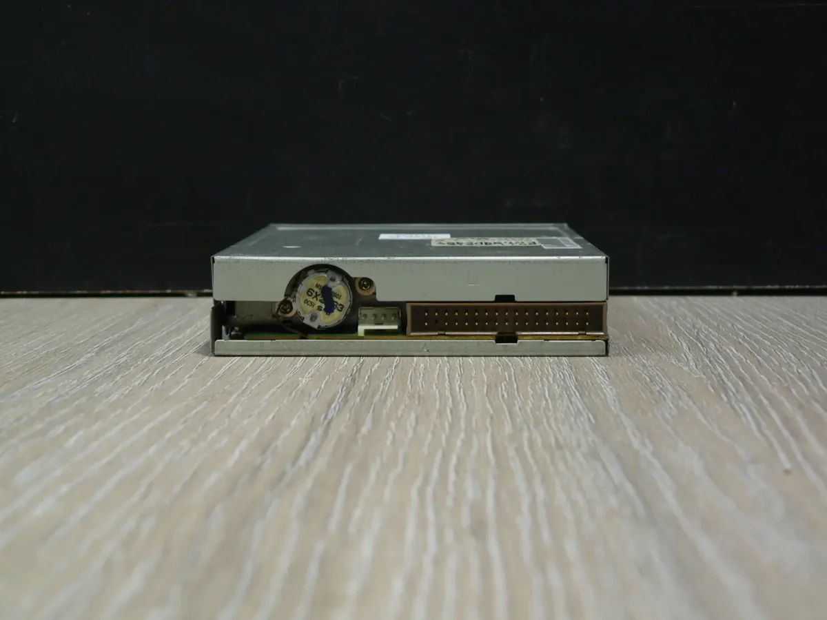 SONY MPF920-D 3,5" 1,44MB Floppy Meghajtó - Image 4