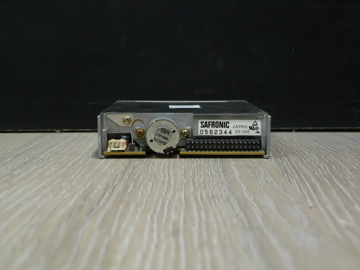 SAFRONIC DS-34A 3,5" 1,44MB Floppy Meghajtó - Image 4