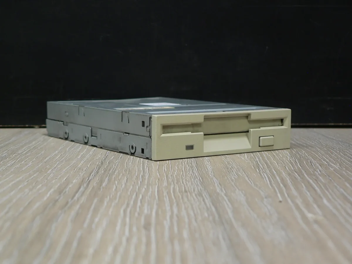 35FDD-30-1 TEAC FD-235HF 3,5" 1,44MB Floppy Meghajtó - Image 1