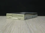 SAMSUNG SFD-321B 3,5" 1,44MB Floppy Meghajtó - Image 3
