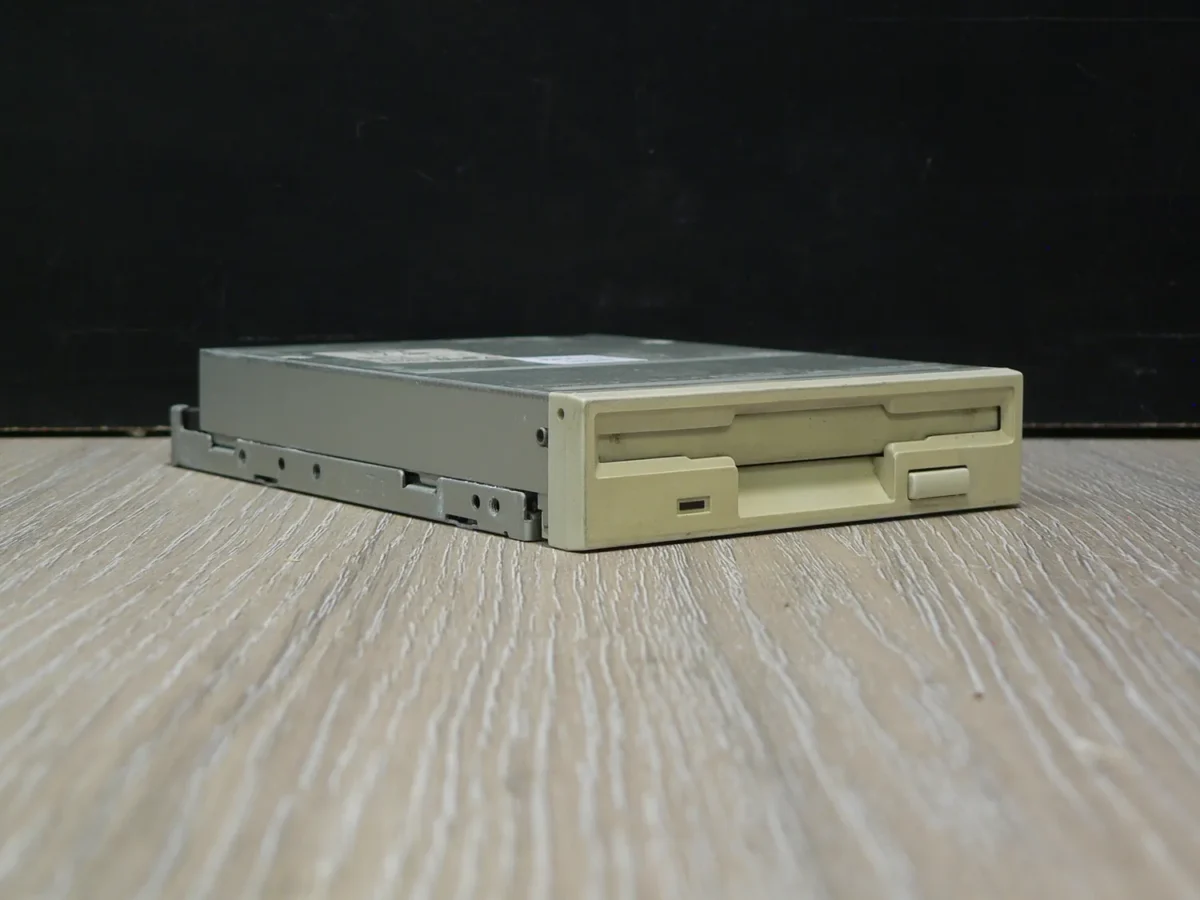 SONY MPF520-1 3,5" 1,44MB Floppy Meghajtó - Image 1