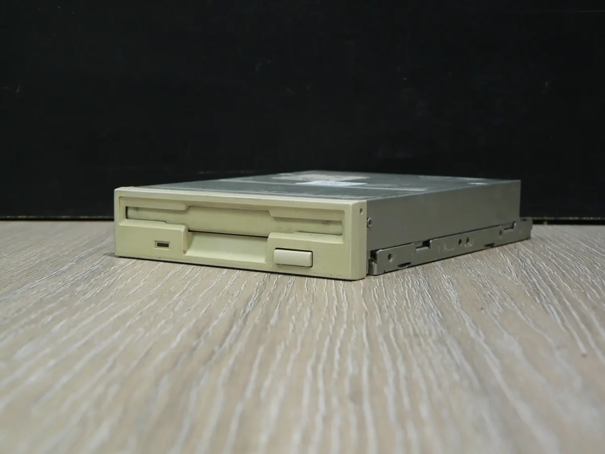 SONY MPF520-1 3,5" 1,44MB Floppy Meghajtó - Image 3