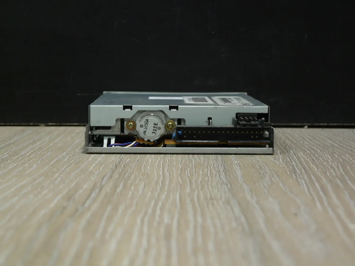 Mitsumi D353M3D-5056 3,5" 1,44MB Floppy Meghajtó - Image 4