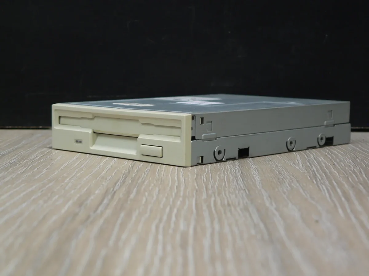 SONY MPF920-E 3,5" 1,44MB Floppy Meghajtó - Image 3
