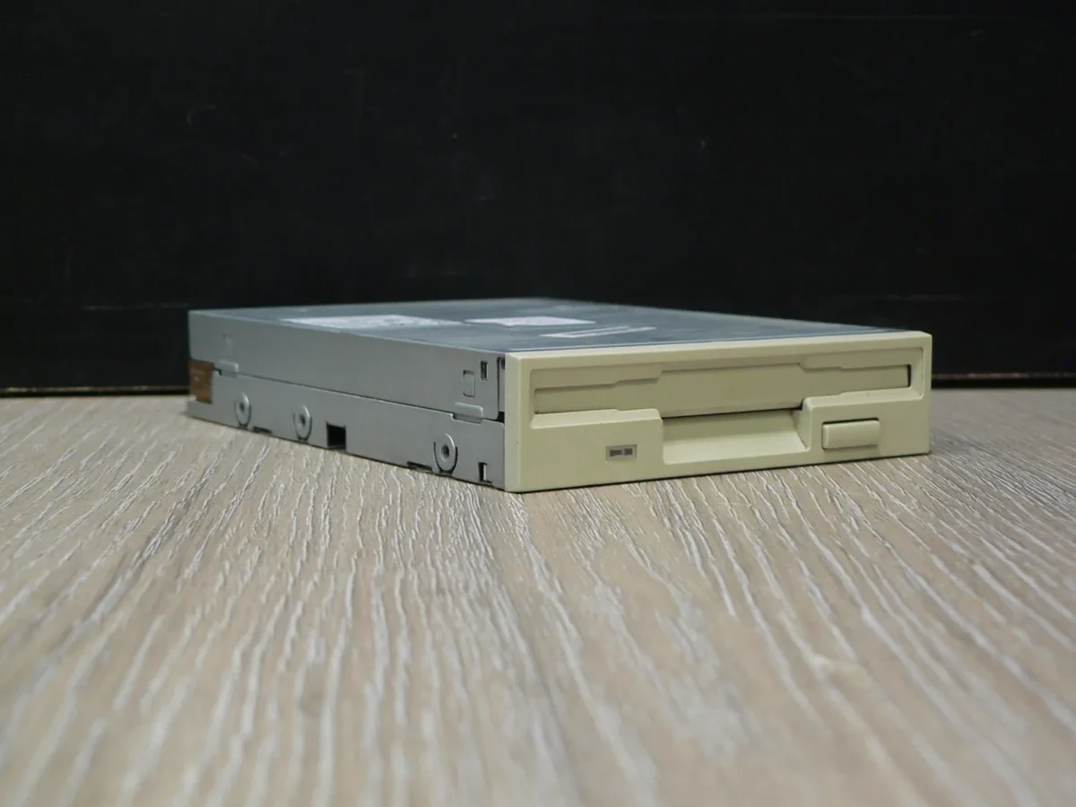 SONY MPF920-E 3,5" 1,44MB Floppy Meghajtó - Image 1