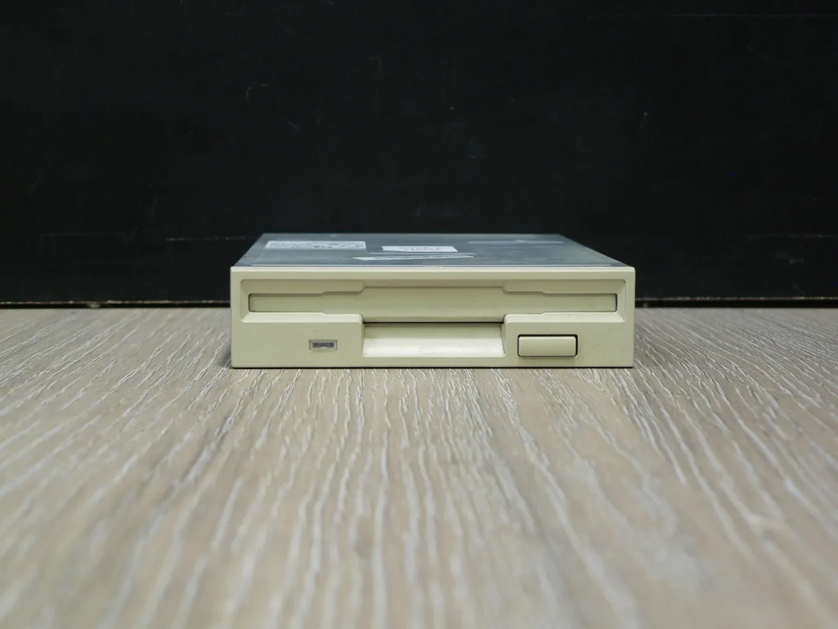 SONY MPF920-E 3,5" 1,44MB Floppy Meghajtó - Image 2