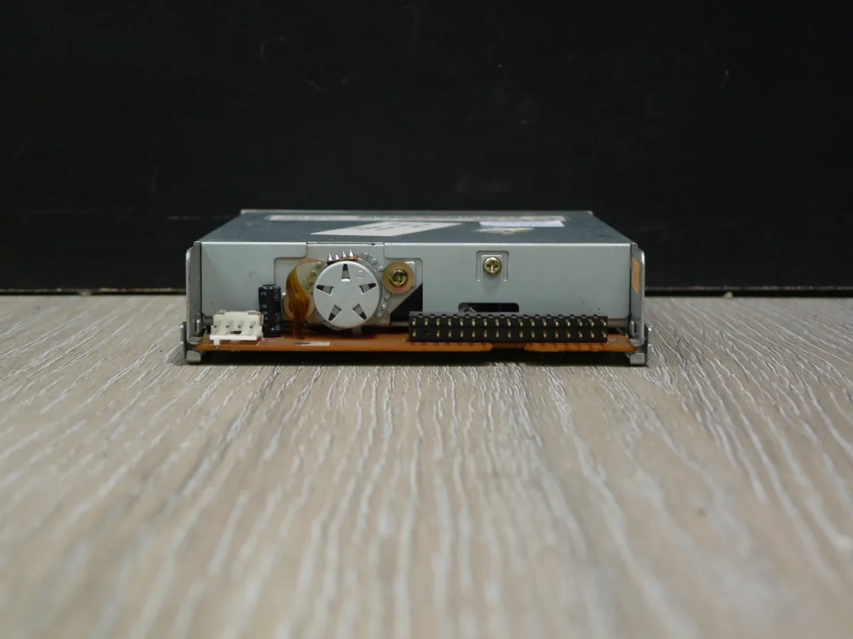 NEC FD1231H 3,5" 1,44MB Floppy Meghajtó - Image 4