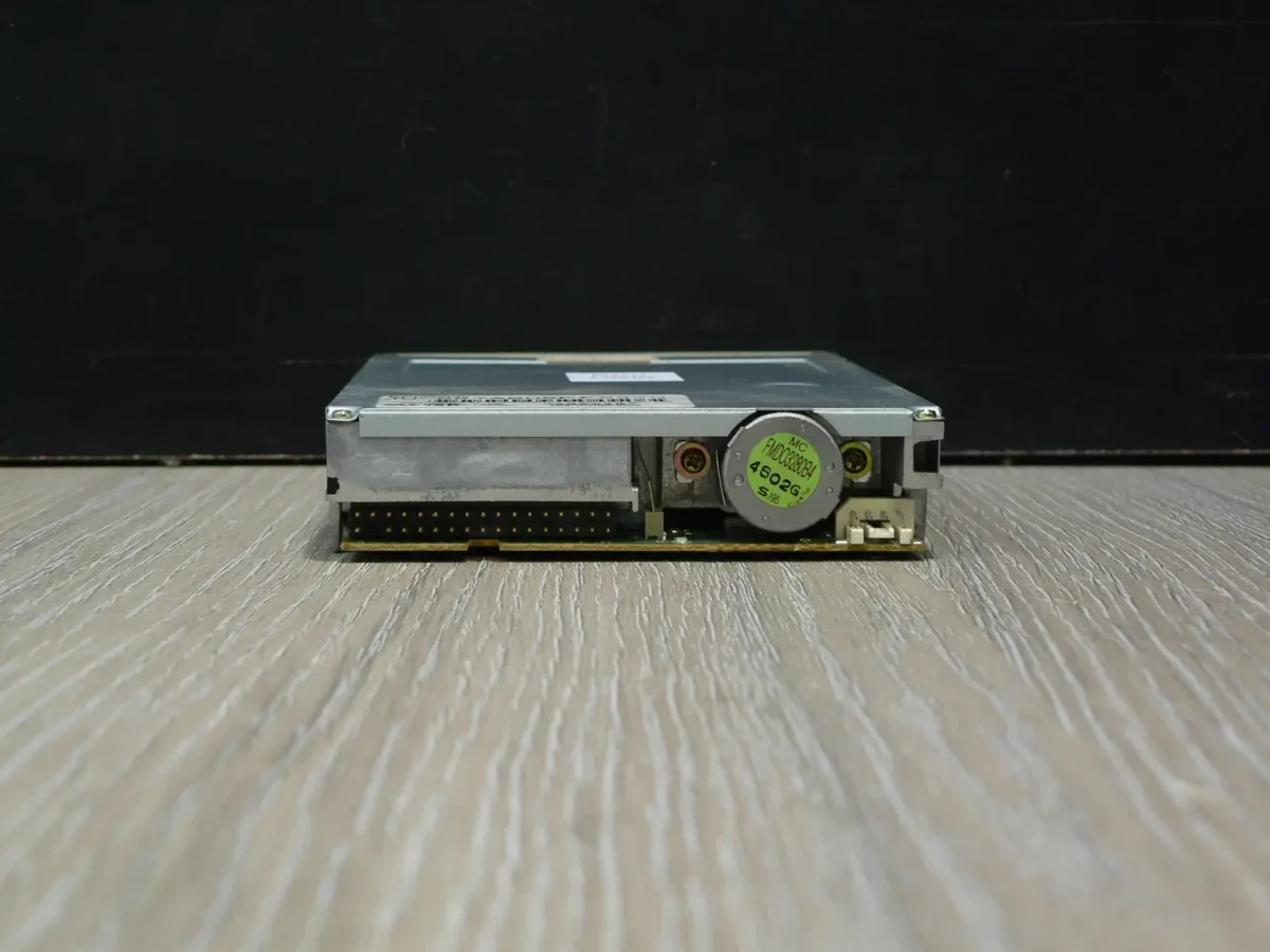Panasonic JU-257A605P 3,5" 1,44MB Floppy Meghajtó - Image 4