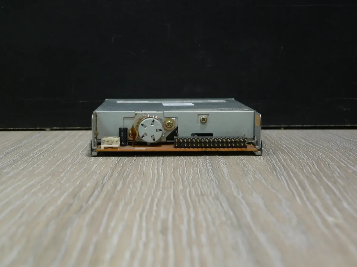 NEC FD1231H 3,5" 1,44MB Floppy Meghajtó - Image 4