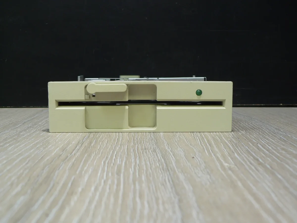 Panasonic JU-475-5 5,25" 1,2MB Floppy Meghajtó - Image 2