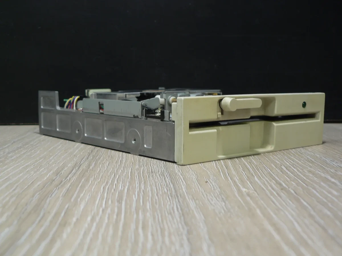 Panasonic JU-475-5 5,25" 1,2MB Floppy Meghajtó - Image 1