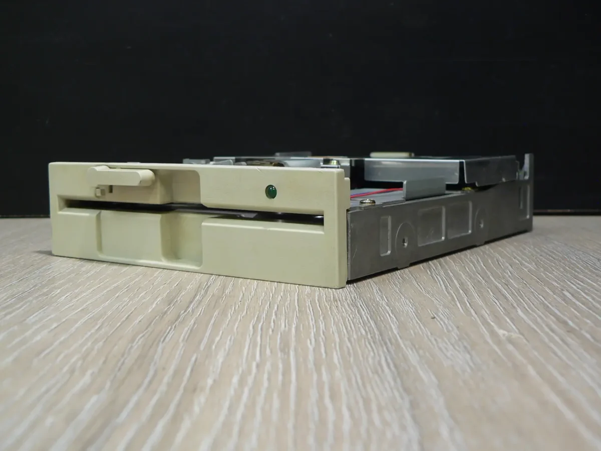 Panasonic JU-475-5 5,25" 1,2MB Floppy Meghajtó - Image 3
